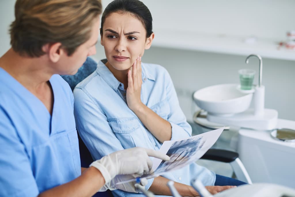 ¿Cuáles son las causas de la enfermedad periodontal?